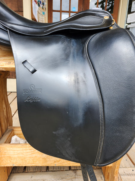 19" Sommer Diplomat Dressage Saddle