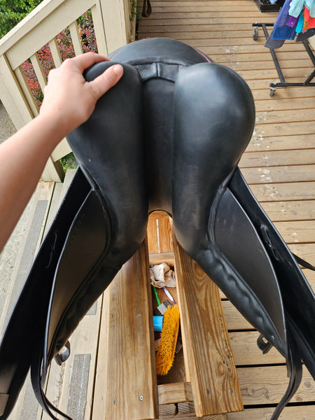 17.5" Custom Dressage Saddle