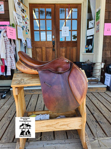 16.5" Bates Caprilli Close Contact Jump Saddle