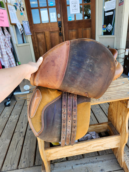 16.5" Bates Caprilli Close Contact Jump Saddle