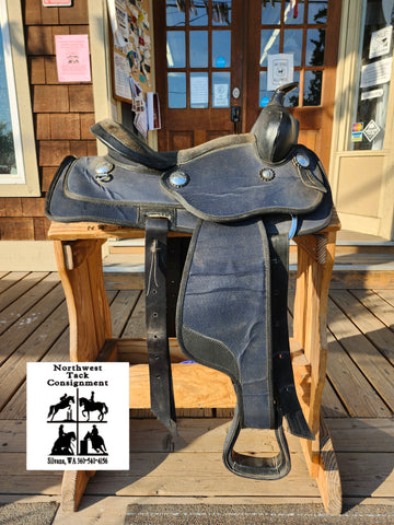 13.5" Synthetic Western Saddle