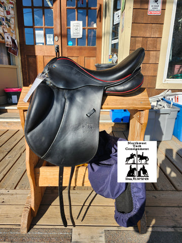 17" Stubben Genesis Dressage Saddle