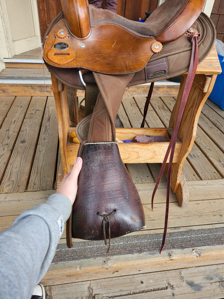 14" Fabtorn Round Skirt Barrel / Trail Western saddle