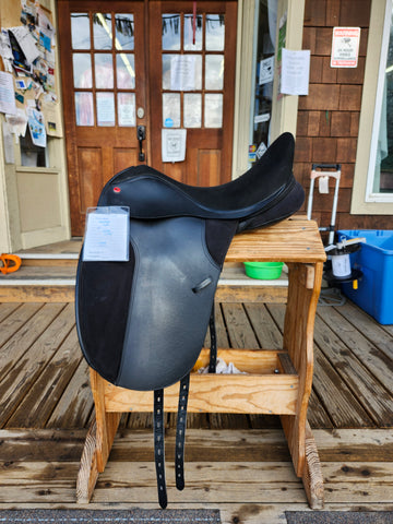 Thorowgood Dressage Saddle