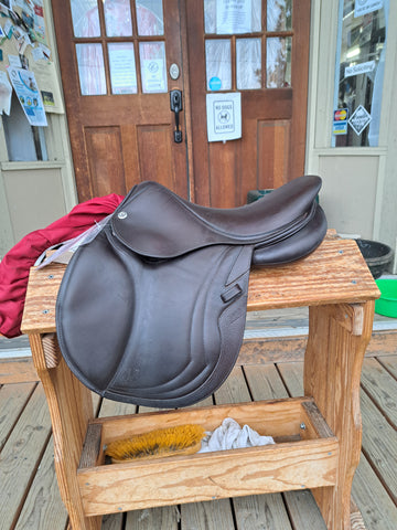 15.5" CWD Close Contact Jump Saddle