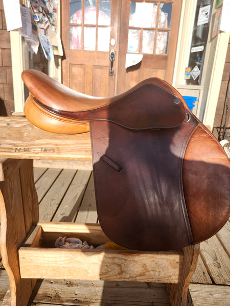 16.5" Pessoa Close Contact Saddle