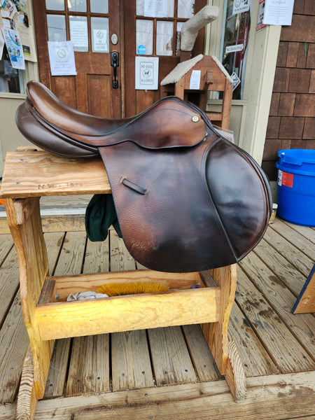 17.5" Barnsby Original Milton Close Contact Jump Saddle