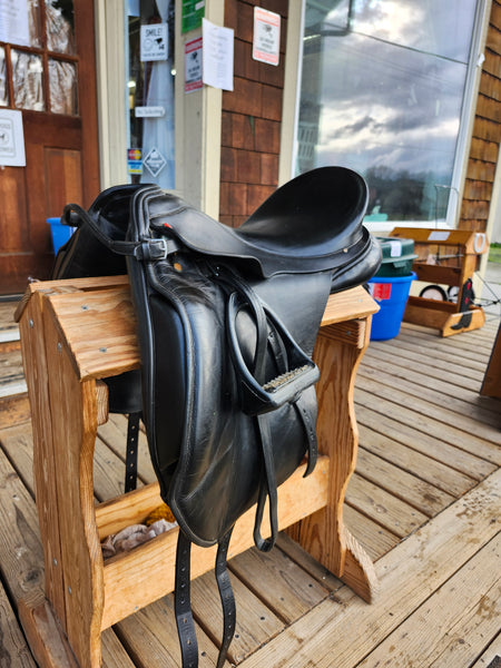 18" Albion SLK Dressage saddle