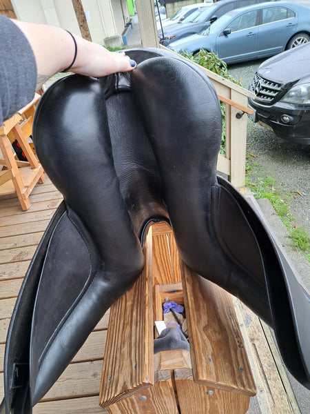 17" JRD Custom Dressage Saddle