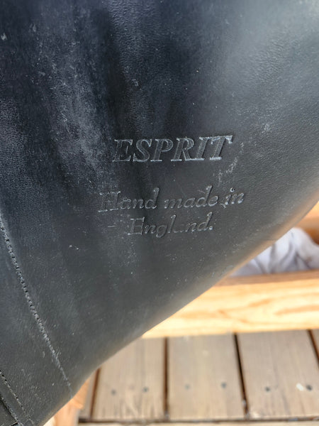 18" Esprit Dressage Saddle