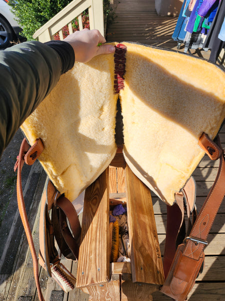 14" Rocking R Saddlery barrel saddle