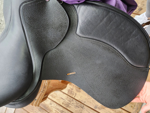 17" Cavaletti Dressage Saddle