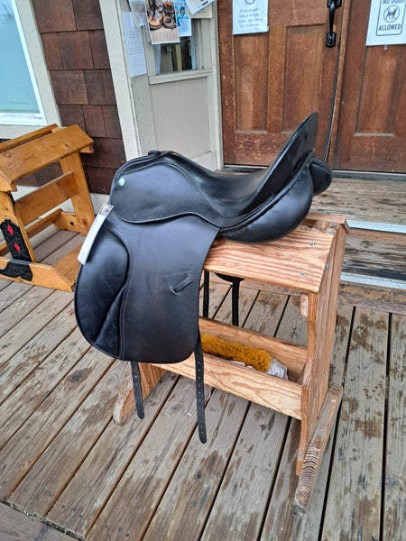 18" Rembrandt Integra Popular Dressage Saddle