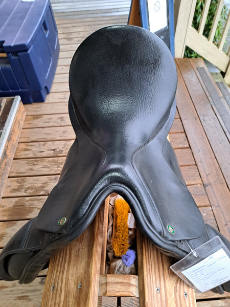 18" Rembrandt Integra Popular Dressage Saddle