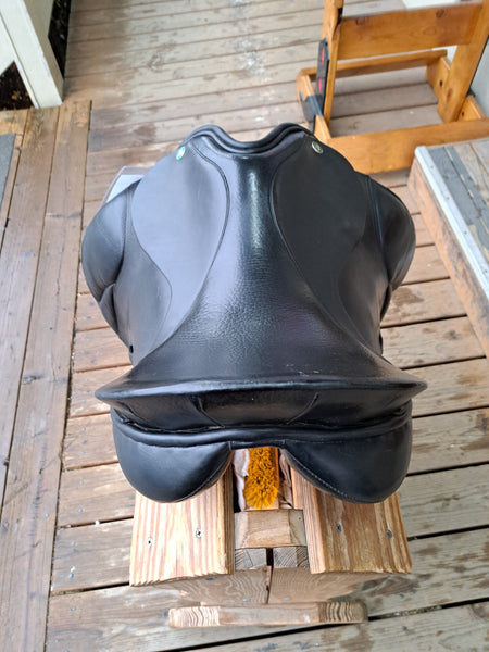 18" Rembrandt Integra Popular Dressage Saddle