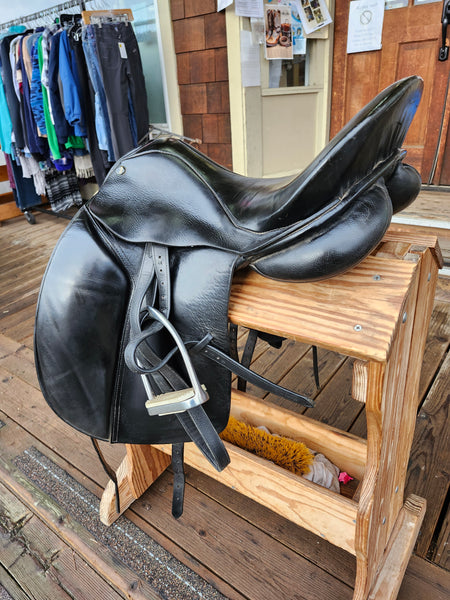 17" JRD Dressage Saddle