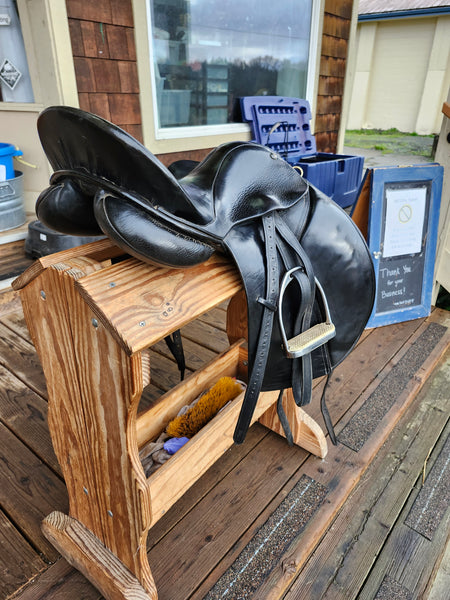 17" JRD Dressage Saddle