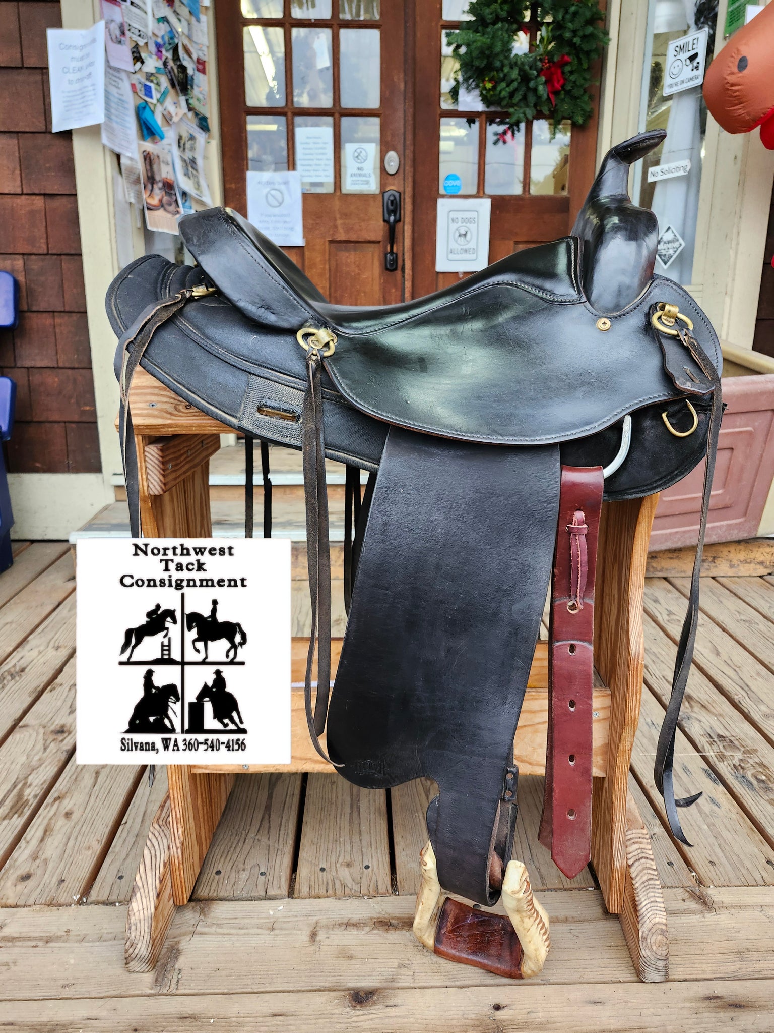 16.5" Big Horn Arab Trail Saddle