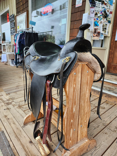 16.5" Big Horn Arab Trail Saddle