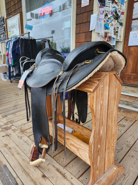 16.5" Big Horn Arab Trail Saddle