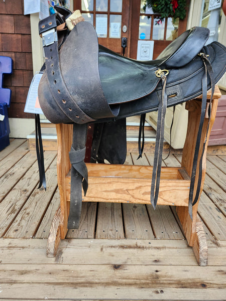 16.5" Big Horn Arab Trail Saddle