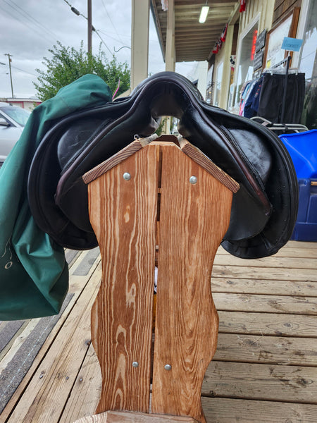 17.5" County saddlery Hunter Jumper Saddle