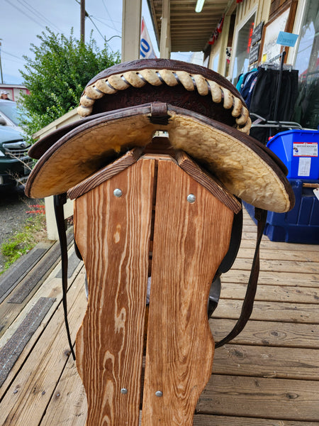 ON TRIAL 16" Master Western Saddle