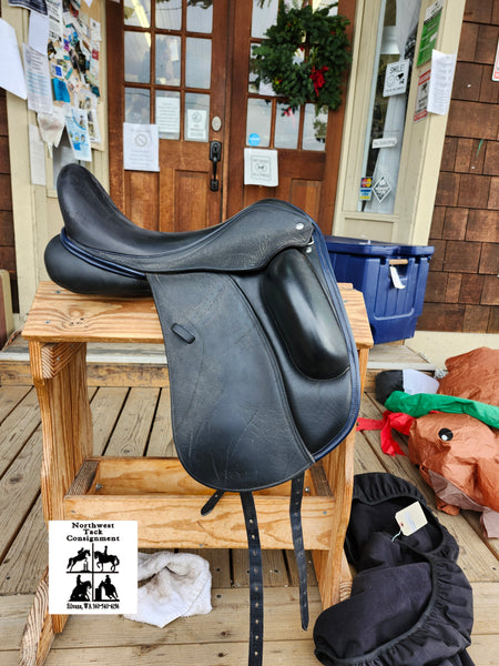 Custom Advantage R Dressage Saddle