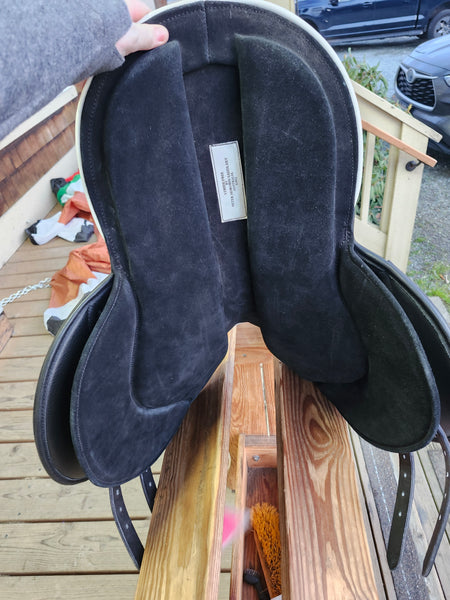 16" Stride Free Exercise Saddle