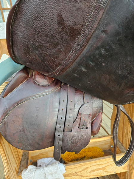 17" Antares Jump Saddle