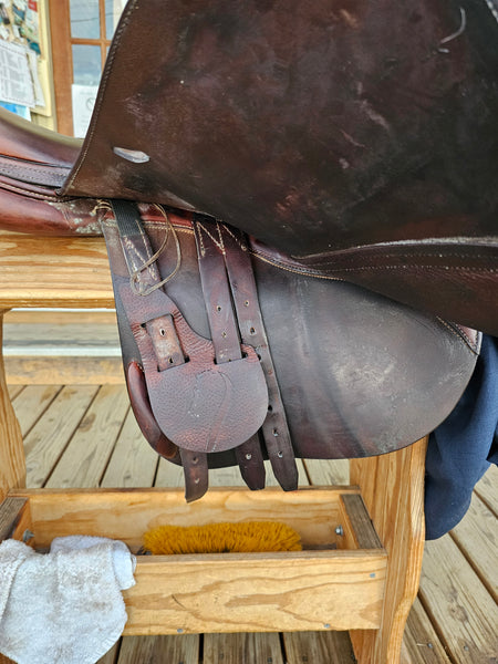 17" Antares Jump Saddle