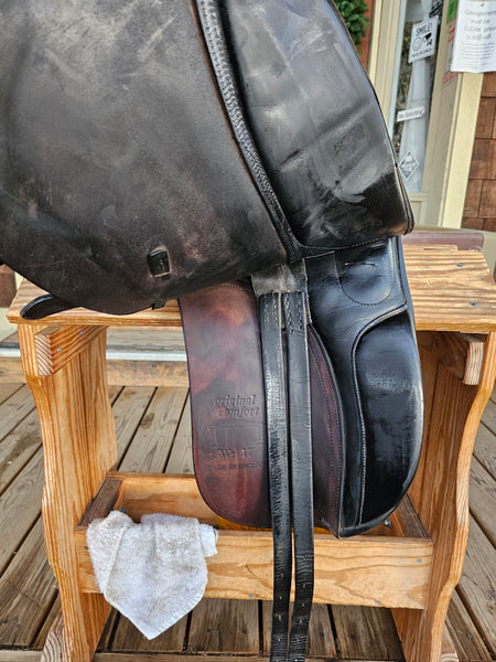 17" Albion Original Comfort Dressage Saddle