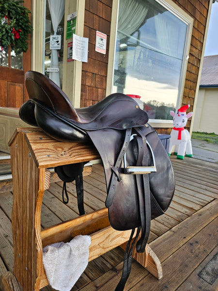 17" Albion Original Comfort Dressage Saddle