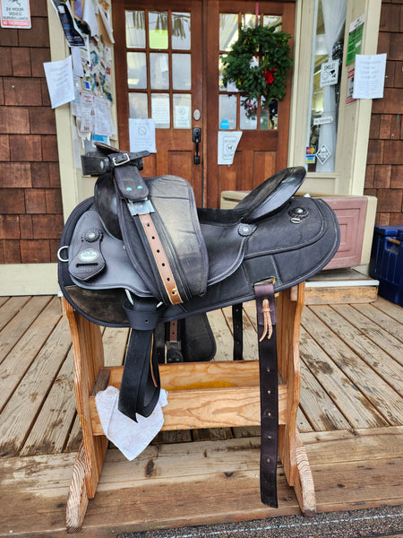 17" Fabtron Cordura Gaited Western Trail Saddle