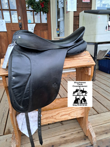 17.5" Schleese CHB Dressage Saddle