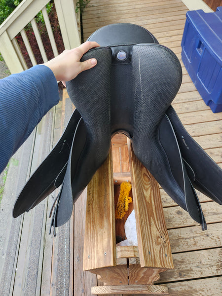 18" Wintec 500 All Purpose Saddle