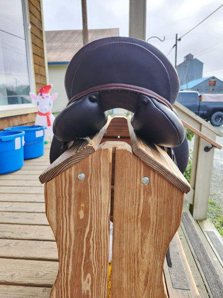 On Trail  18" Colbert Brother Monoflap Dressage Saddle