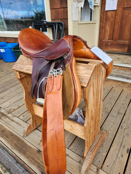 17" Stubben Close Contact Saddle