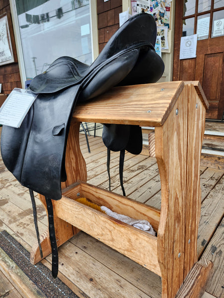 15 3/4" HDR Dressage Saddle