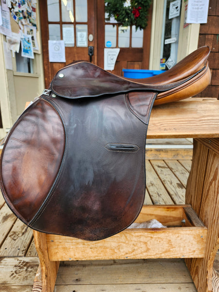 17.5" Crosby All Purpose Saddle