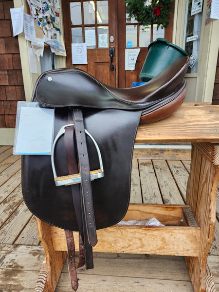 16.5" Lovatt & Ricketts Imperial Dressage Saddle