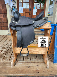 15" Abetta Synthetic Western Saddle