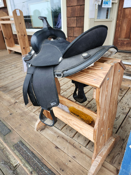 15" Abetta Synthetic Western Saddle