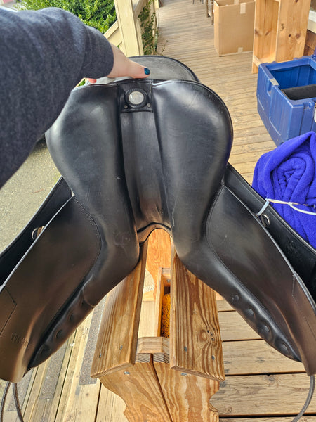 17.5" Bates Innova Dressage Saddle