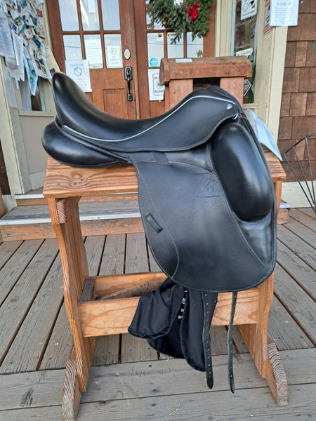 17.5" Custom Saddlery Icon Flight Dressage Saddle