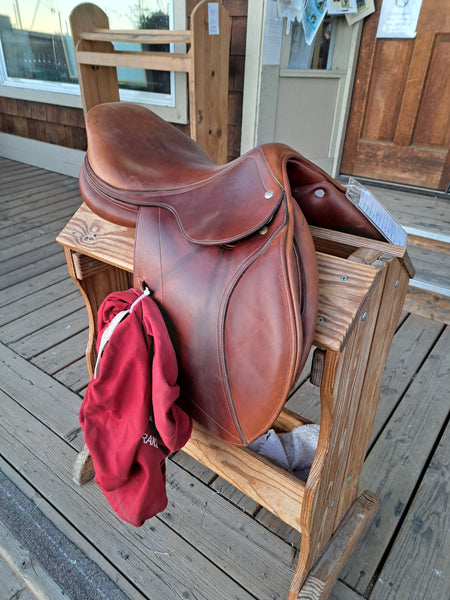 17" CWD Jump saddle