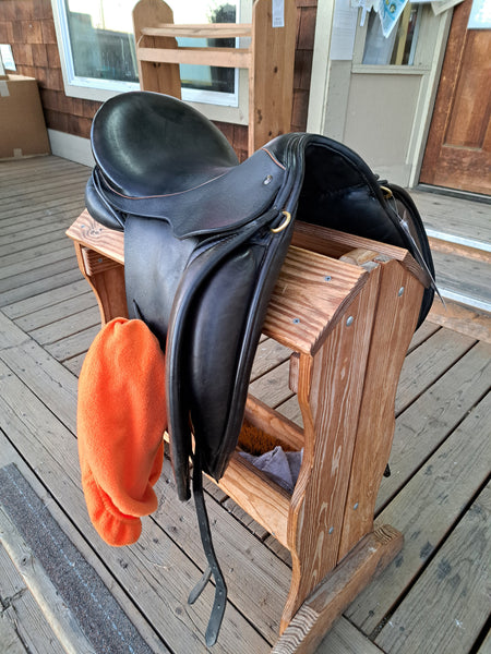 16" JRD Dressage saddle