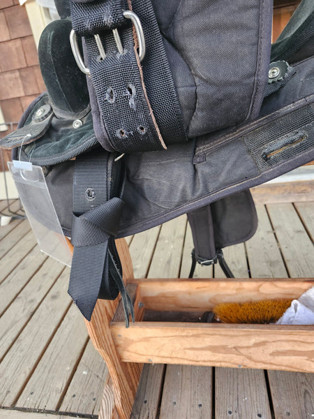 16" Big Horn Synthetic Western Trail Saddle