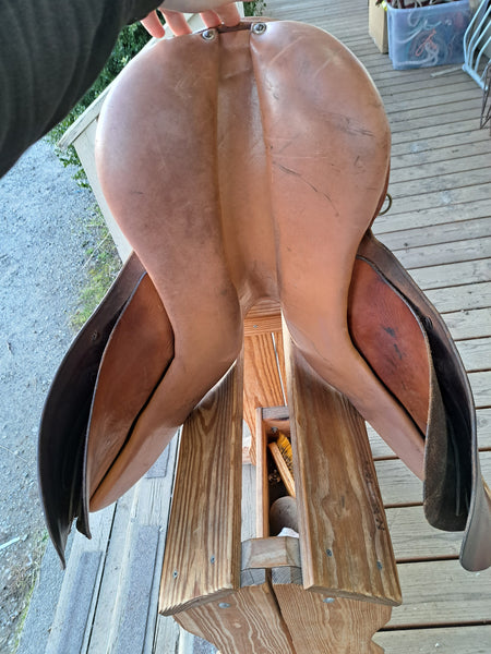 17" Fels Bach AG Close Contact Saddle