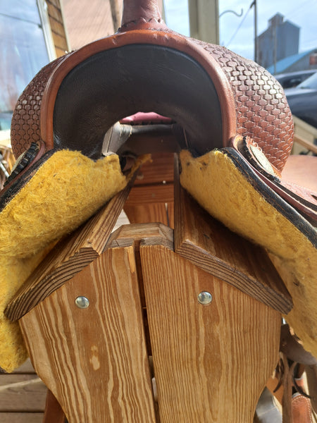 16" Double T Barrel Saddle